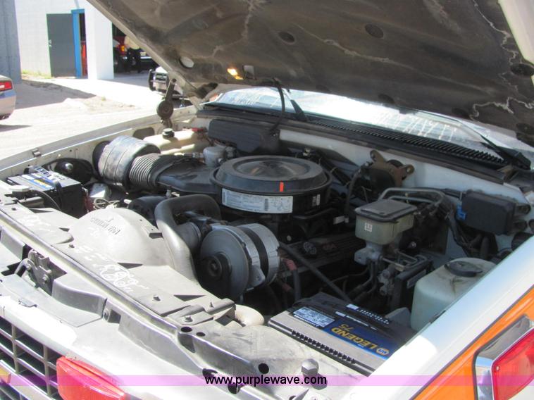 image for item C2567 1992 Chevrolet 3500 ambulance