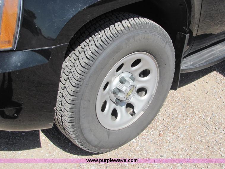 image for item C2568 2008 Chevrolet Tahoe LS SUV