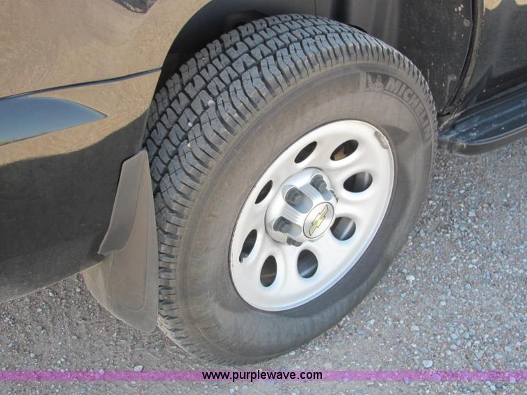 image for item C2568 2008 Chevrolet Tahoe LS SUV