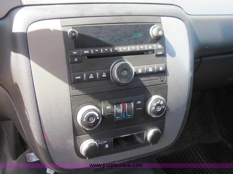 image for item C2568 2008 Chevrolet Tahoe LS SUV