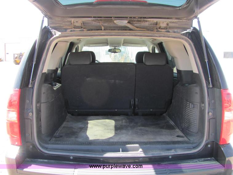image for item C2568 2008 Chevrolet Tahoe LS SUV