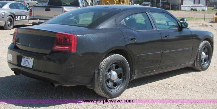 2007 Dodge Charger police car in Sublette, KS | Item C2569 2007 Dodge Charger police car in Sublette, KS | Item C2569