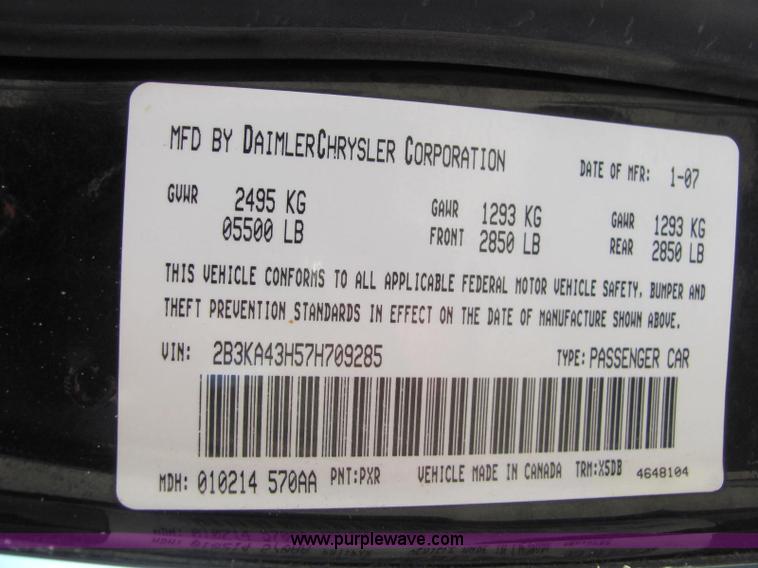 image for item C2569 2007 Dodge Charger police car