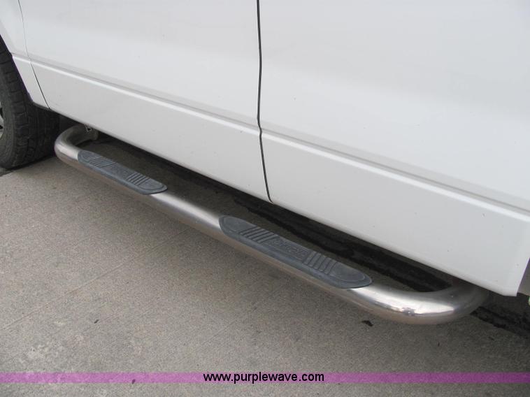 image for item C2570 2004 Ford F150 XLT Supercab pickup truck