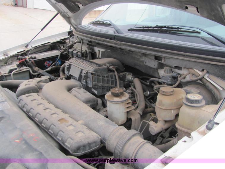 image for item C2570 2004 Ford F150 XLT Supercab pickup truck