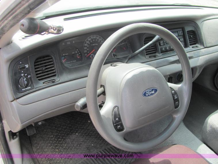 image for item C2573 2001 Ford Crown Victoria Police Interceptor