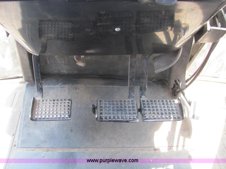 image for item C2574 1996 Case 4240 MFWD tractor