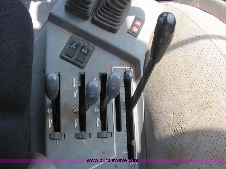 image for item C2574 1996 Case 4240 MFWD tractor