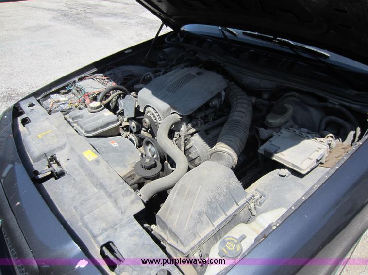 image for item D2000 2005 Ford Crown Victoria Police Interceptor