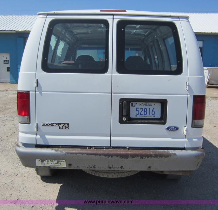 image for item D2004 1997 Ford E350 Econoline van