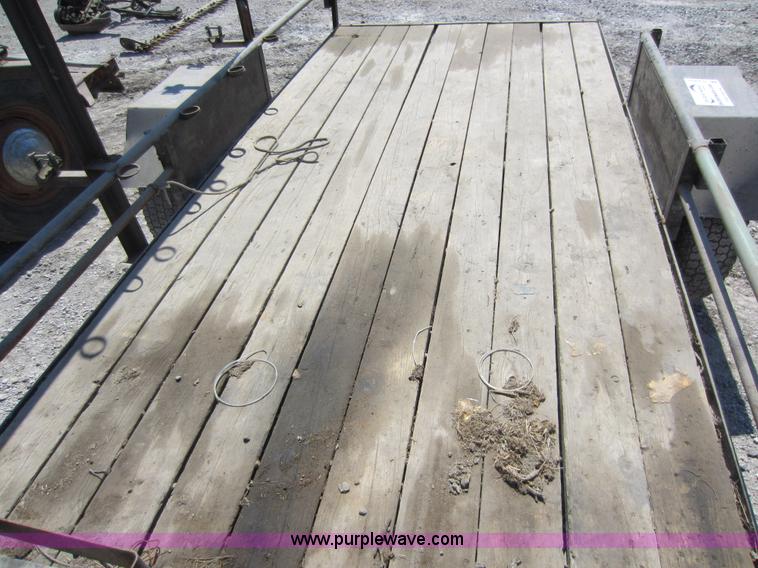 image for item D2005 10' x 5' utility trailer