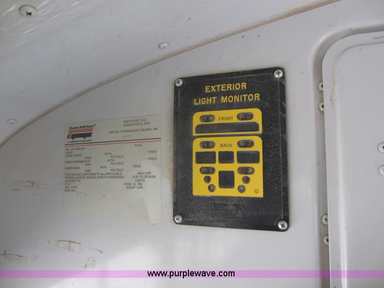 image for item D2018 1995 International 3800 school bus