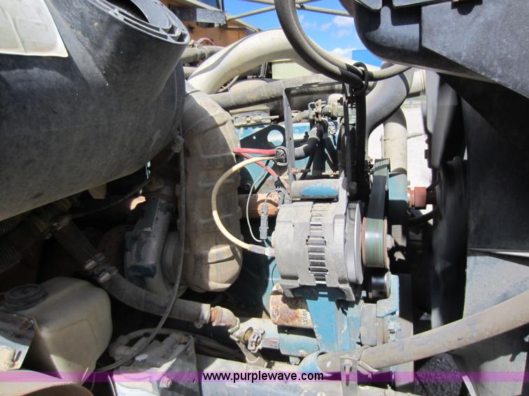 image for item D2020 1995 International 3800 school bus