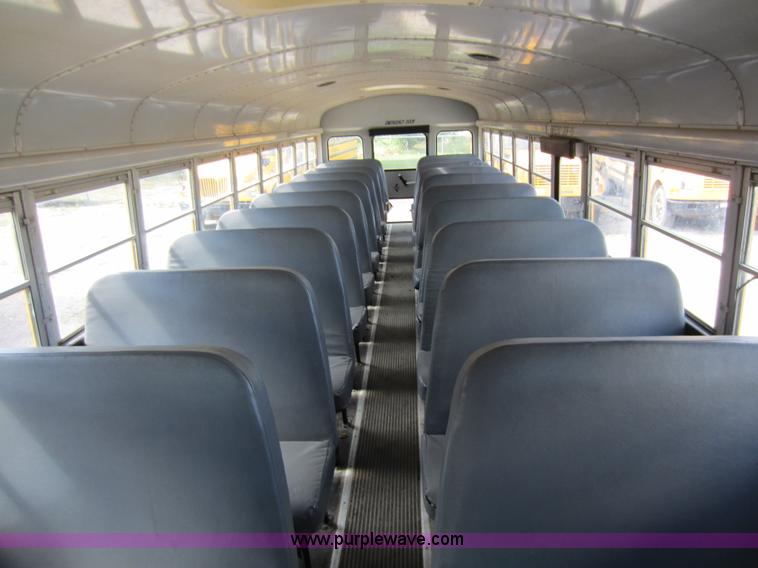 image for item D2020 1995 International 3800 school bus