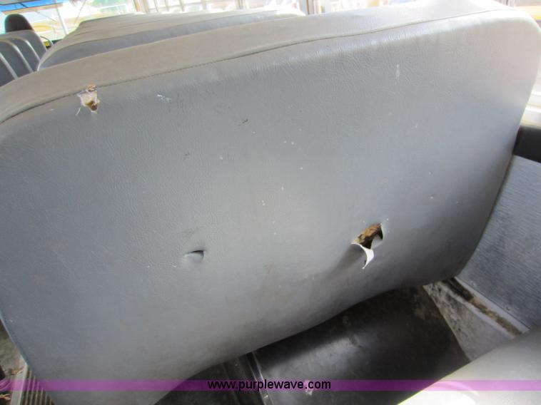 image for item D2020 1995 International 3800 school bus