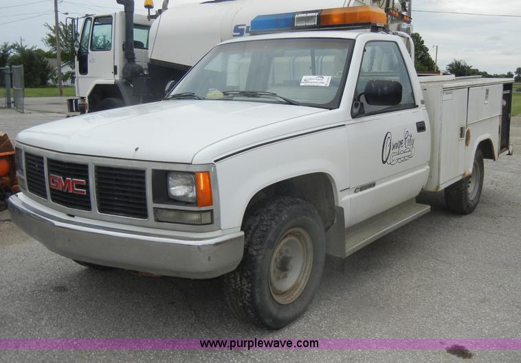 image for item D4133 1988 Chevrolet 3500 Cheyenne utility pickup truck