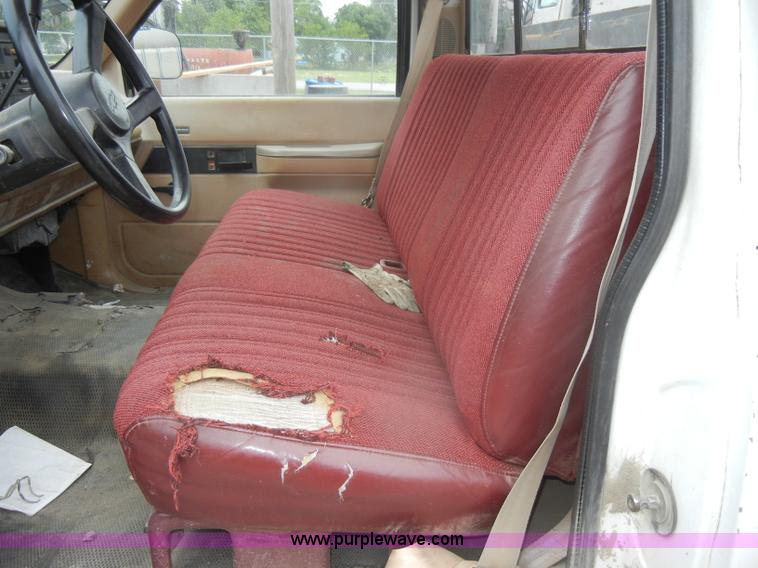 image for item D4133 1988 Chevrolet 3500 Cheyenne utility pickup truck