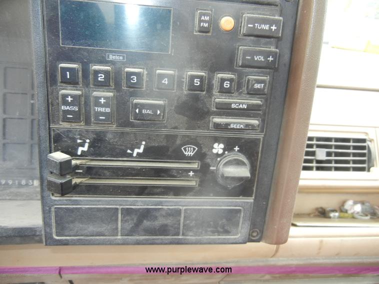 image for item D4133 1988 Chevrolet 3500 Cheyenne utility pickup truck