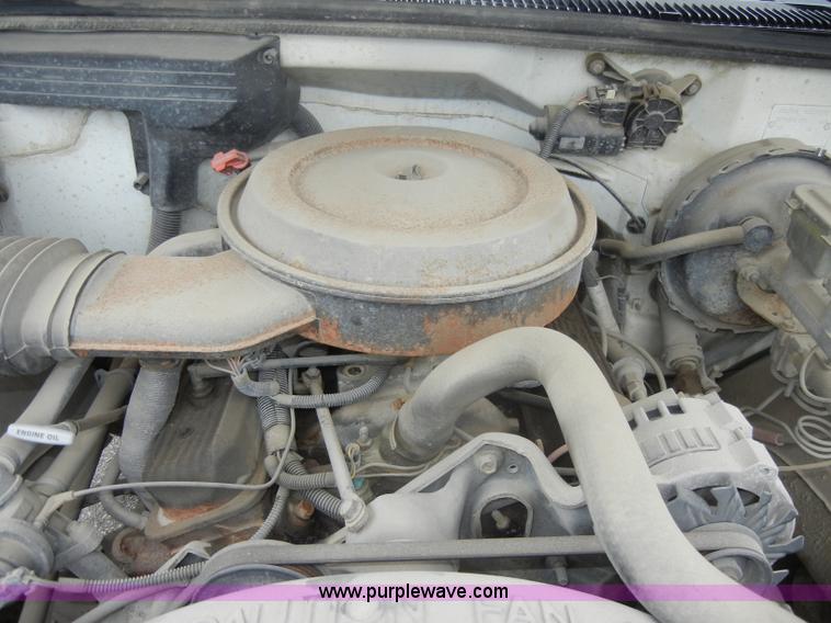 image for item D4133 1988 Chevrolet 3500 Cheyenne utility pickup truck