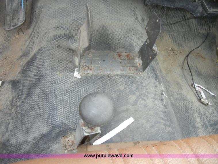 image for item D4134 1990 Chevrolet 2500 Cheyenne pickup truck