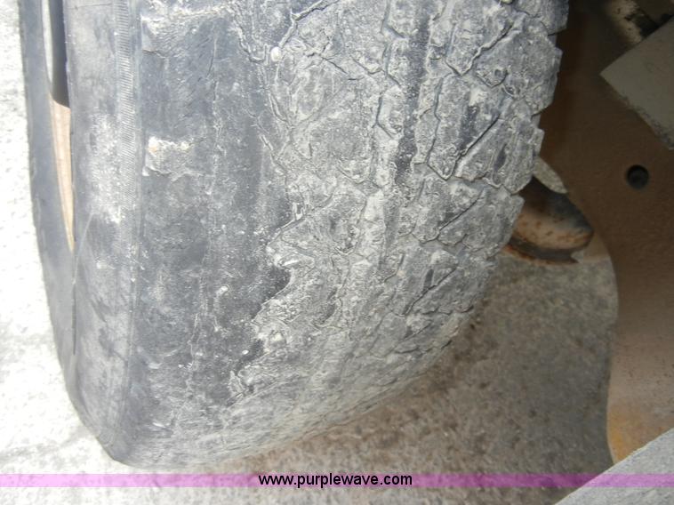 image for item D4134 1990 Chevrolet 2500 Cheyenne pickup truck