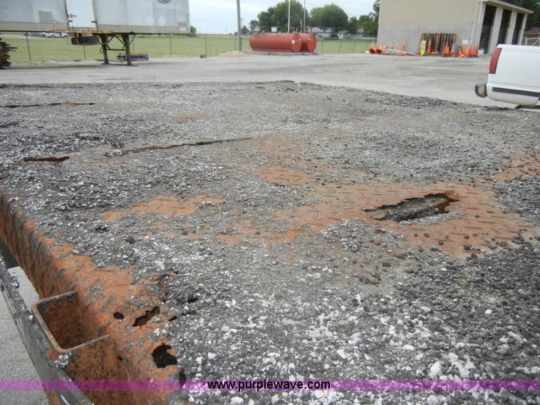 image for item D4134 1990 Chevrolet 2500 Cheyenne pickup truck