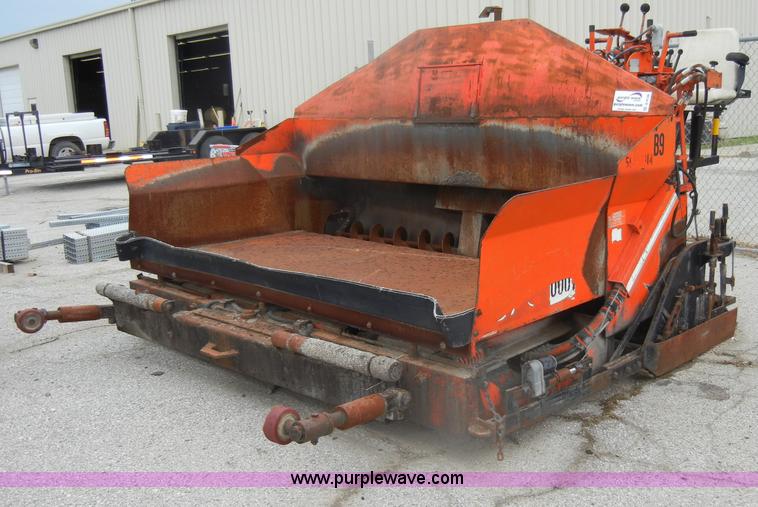 image for item D4136 LeeBoy L1000T asphalt layer