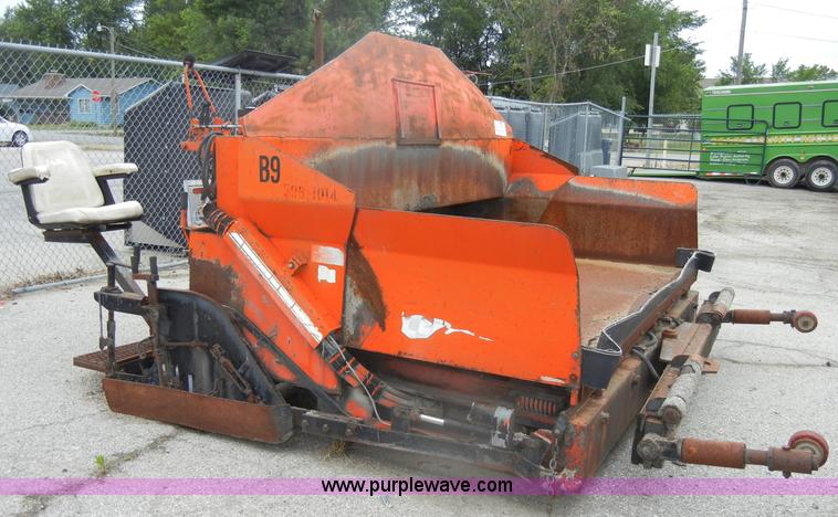 image for item D4136 LeeBoy L1000T asphalt layer