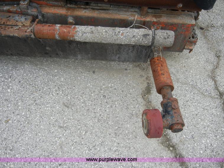 image for item D4136 LeeBoy L1000T asphalt layer