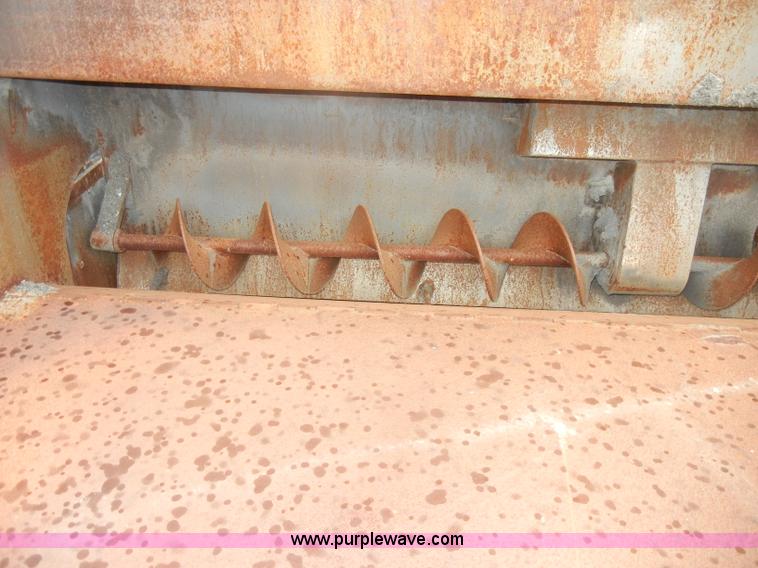 image for item D4136 LeeBoy L1000T asphalt layer