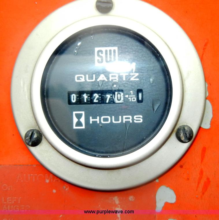 image for item D4136 LeeBoy L1000T asphalt layer