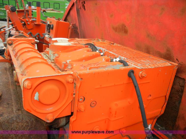 image for item D4136 LeeBoy L1000T asphalt layer