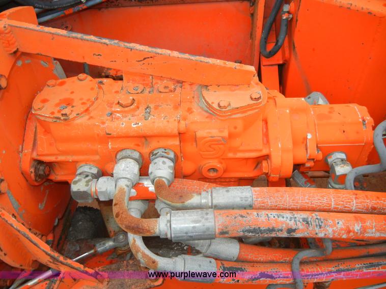 image for item D4136 LeeBoy L1000T asphalt layer