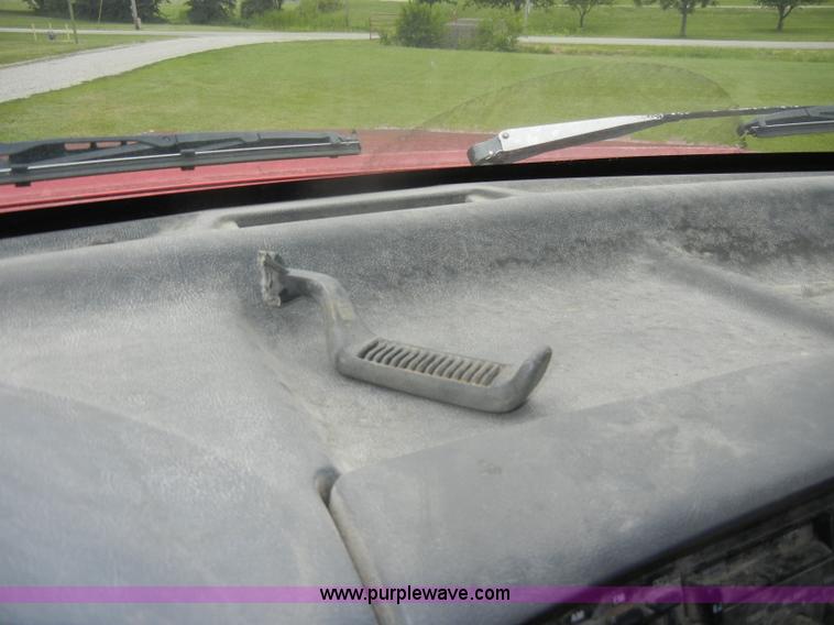 image for item D4138 1993 Ford F150 XLT pickup truck