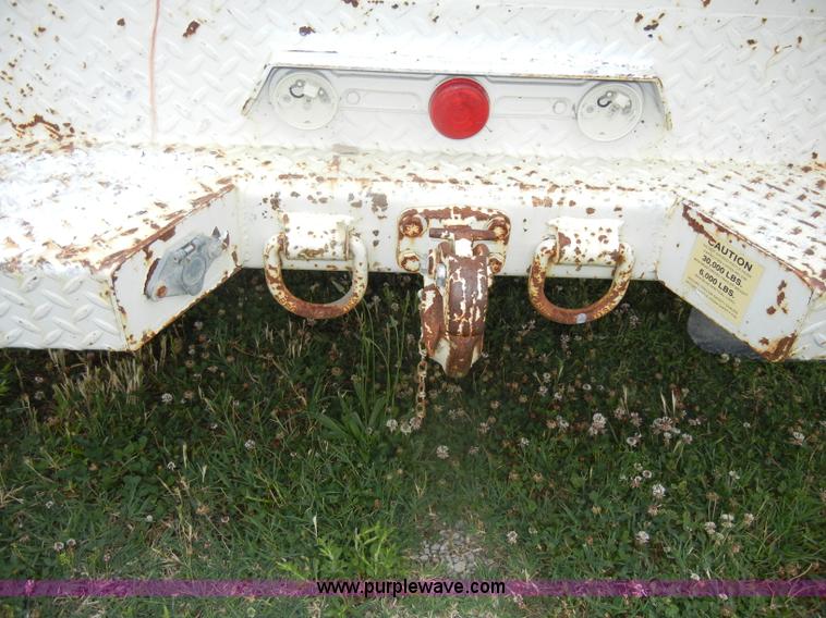 image for item D4139 1994 Ford F450 Super Duty crane truck