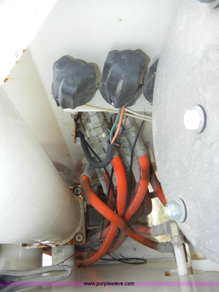 image for item D4139 1994 Ford F450 Super Duty crane truck