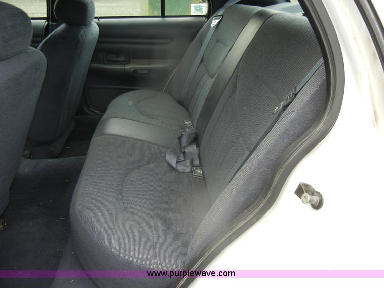 image for item D4140 2000 Ford Crown Victoria Police Interceptor