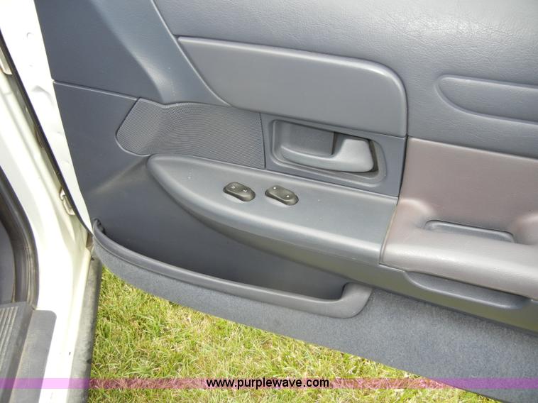 image for item D4140 2000 Ford Crown Victoria Police Interceptor