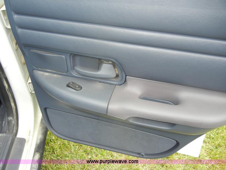 image for item D4140 2000 Ford Crown Victoria Police Interceptor