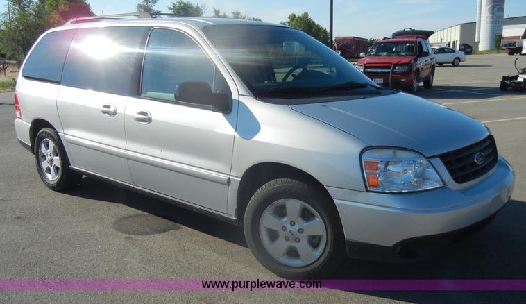 image for item D4154 2007 Ford Freestar SE mini van
