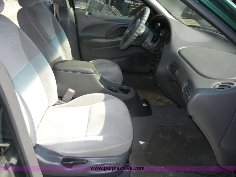 image for item D4158 1999 Ford Taurus LX