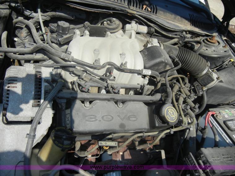 image for item D4158 1999 Ford Taurus LX