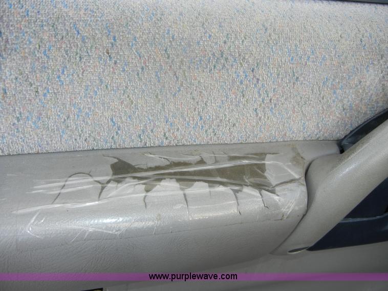 image for item D4249 1998 Chevrolet Astro van