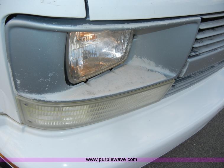 image for item D4249 1998 Chevrolet Astro van