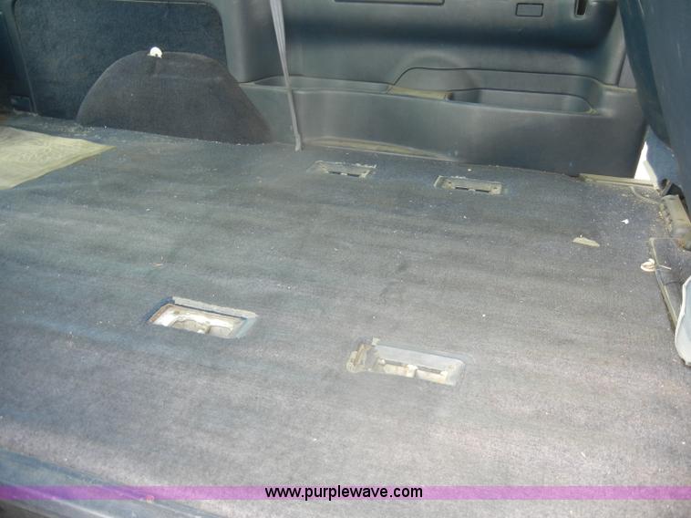 image for item D4249 1998 Chevrolet Astro van