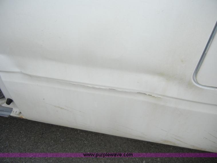 image for item D4249 1998 Chevrolet Astro van