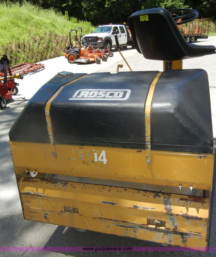 image for item D4268 1996 Roscoe Vibrastat III compaction roller