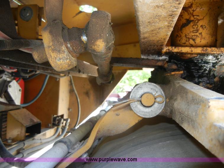 image for item D4268 1996 Roscoe Vibrastat III compaction roller