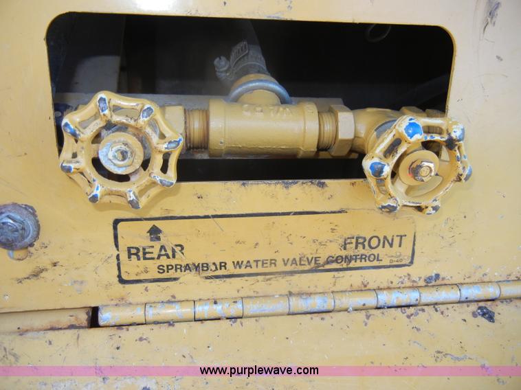 image for item D4268 1996 Roscoe Vibrastat III compaction roller