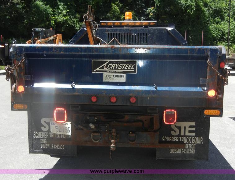 image for item D4269 1999 Chevrolet K3500 Silverado pickup truck